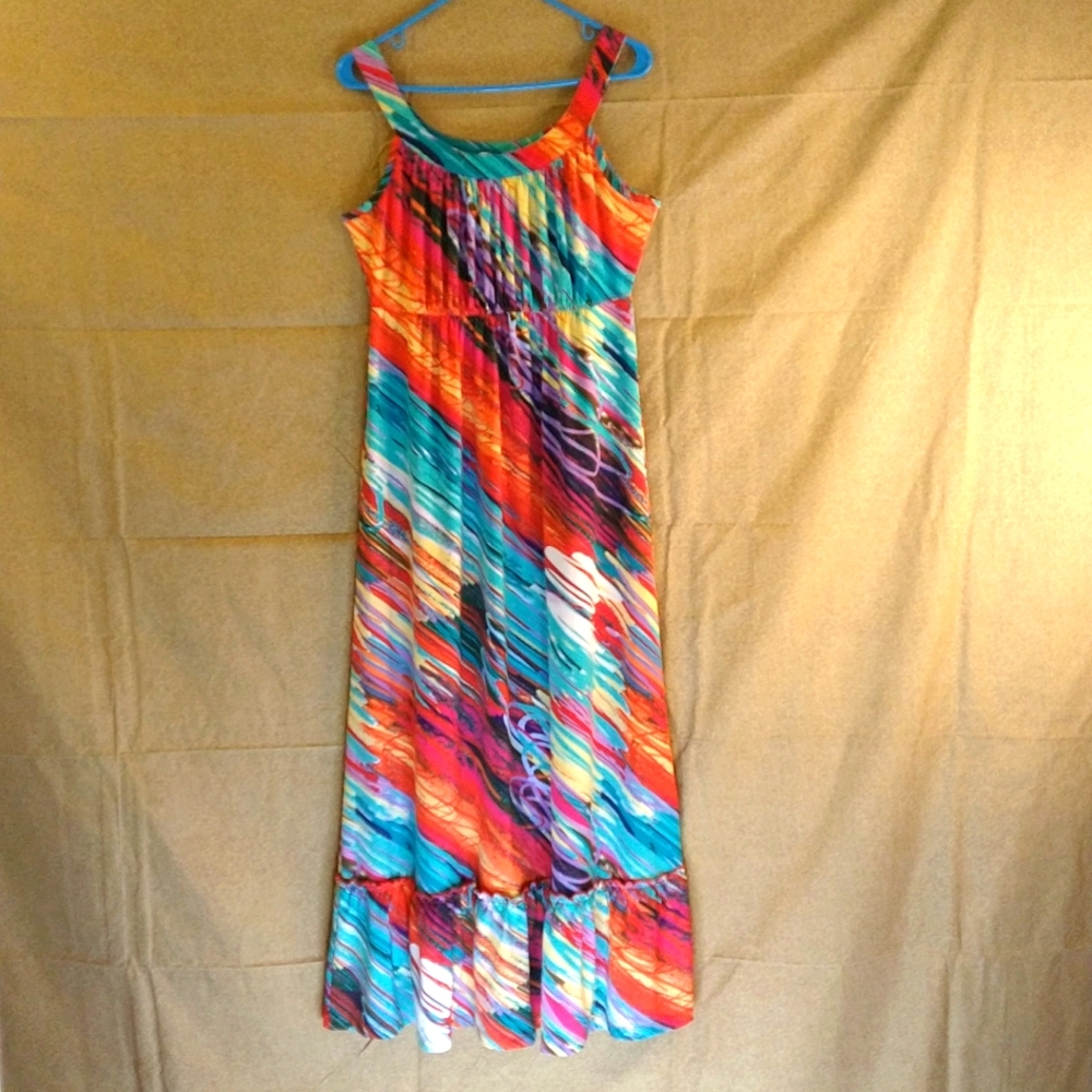 Women Sleeveless Tiered Long Dress Size: L